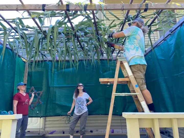 Community members volunteering together